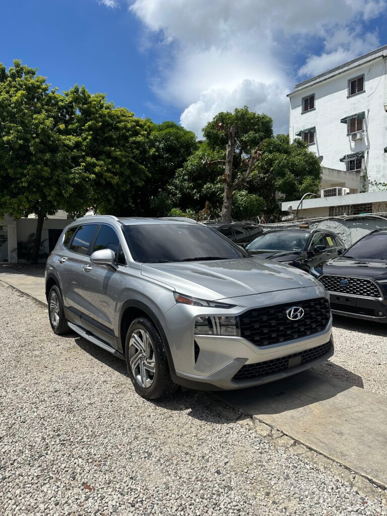 Hyundai Santa Fe SE 2021