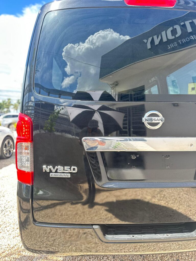 Nissan NV350 2019