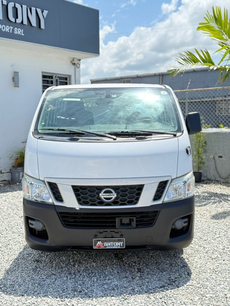 Nissan NV350 2018