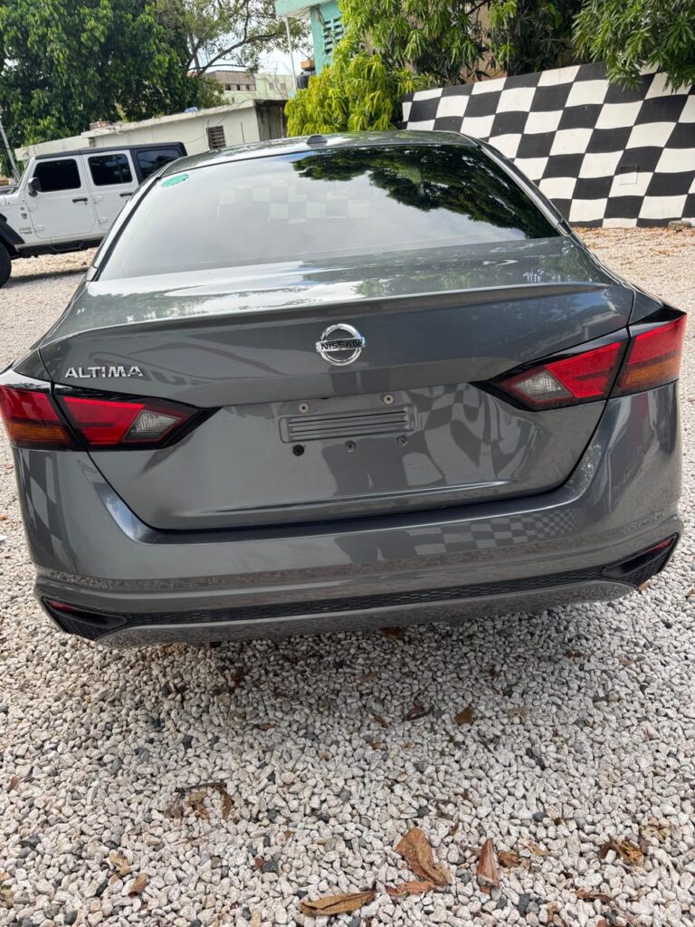Nissan Altima S 2020