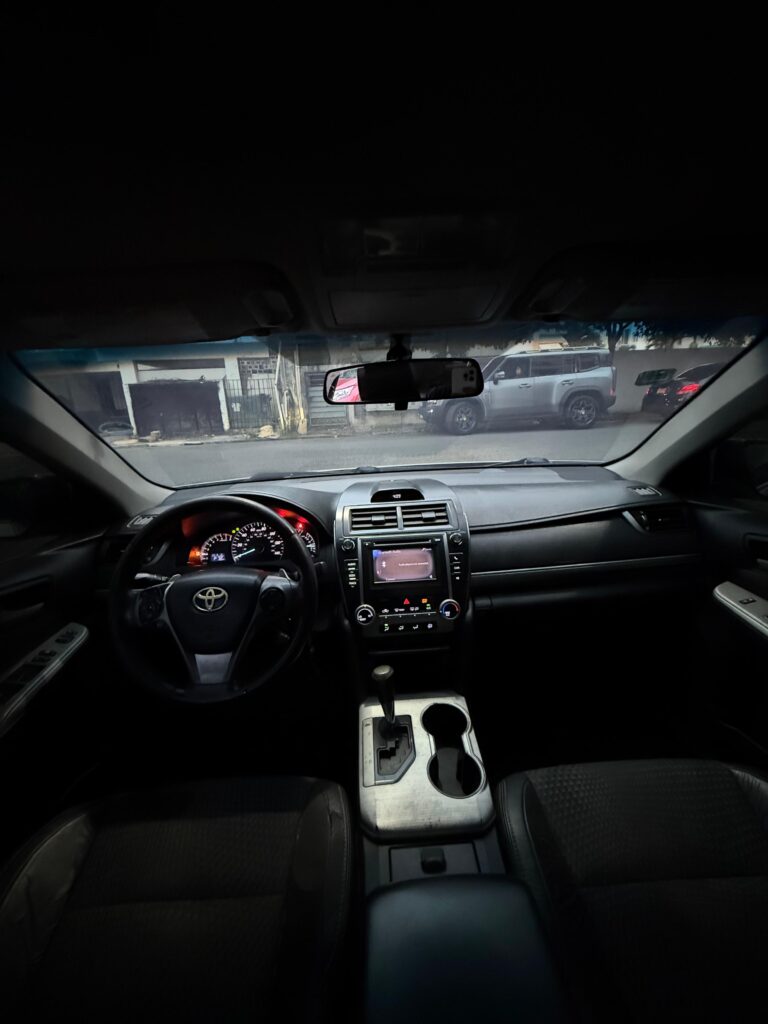 Toyota Camry SE 2012