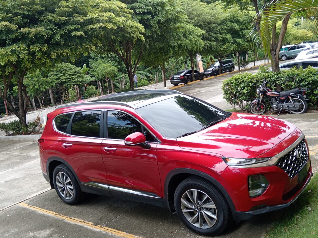 Hyundai Santa Fe Limited 2020