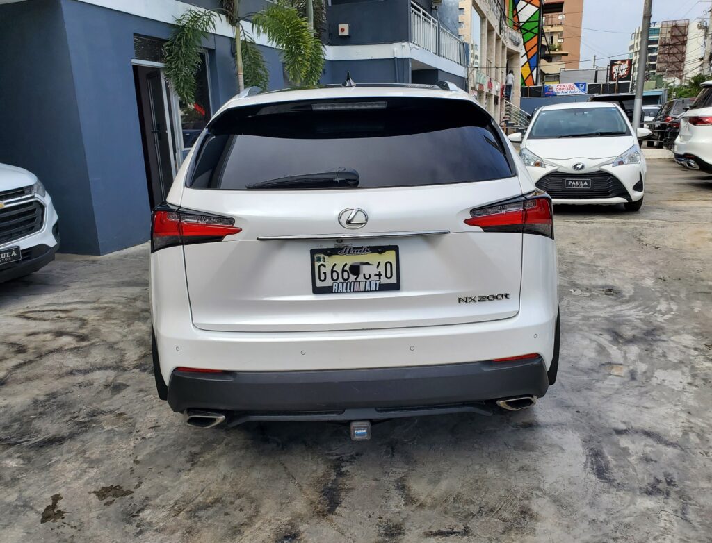 Lexus NX NX200 2016