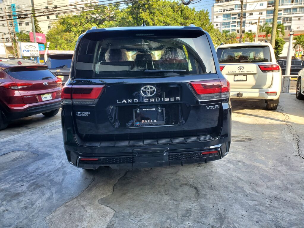 Toyota Land Cruiser VX.R 2025