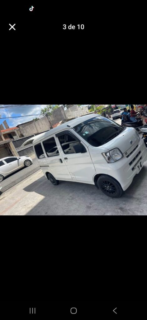 Daihatsu Hijet Cargo 2015