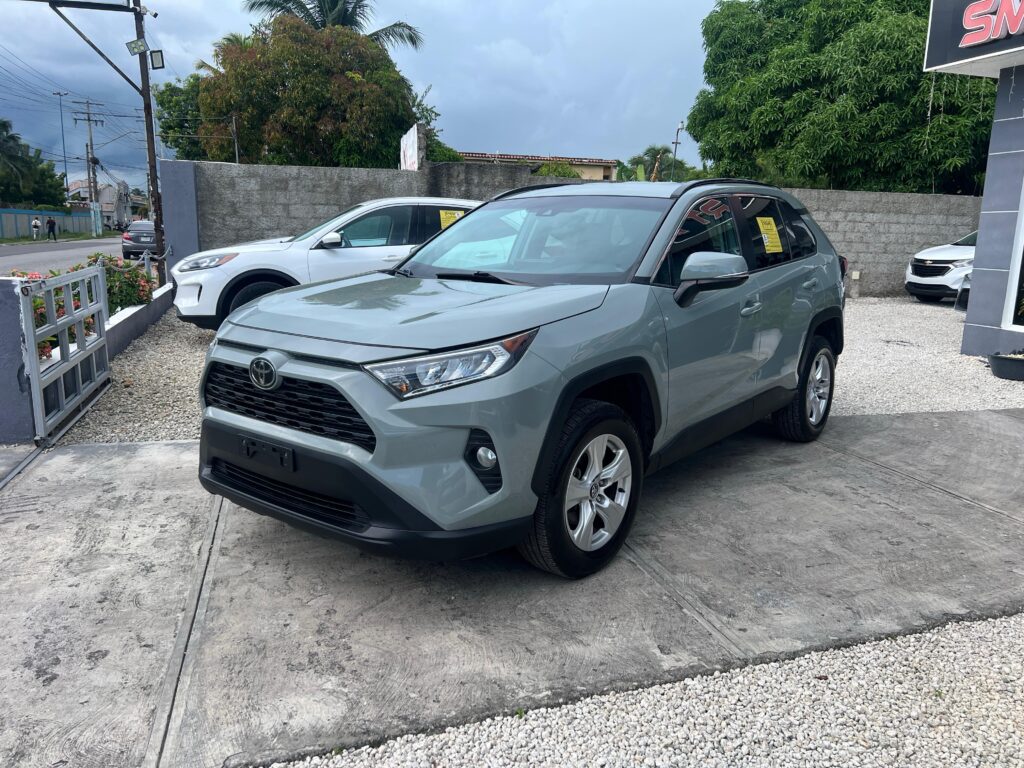 Toyota RAV4 XLE 2020