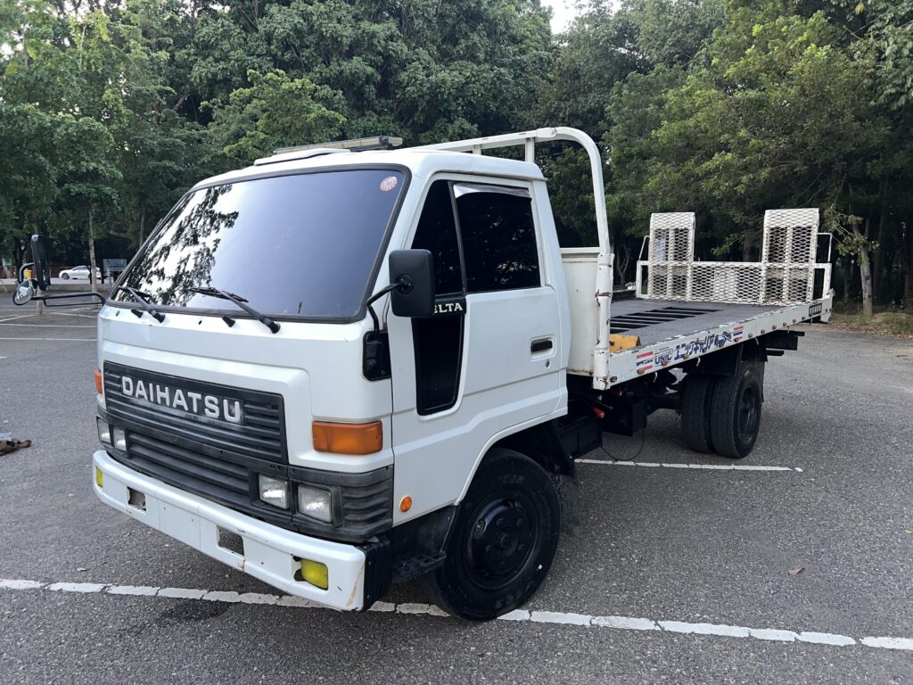Daihatsu Delta 1999
