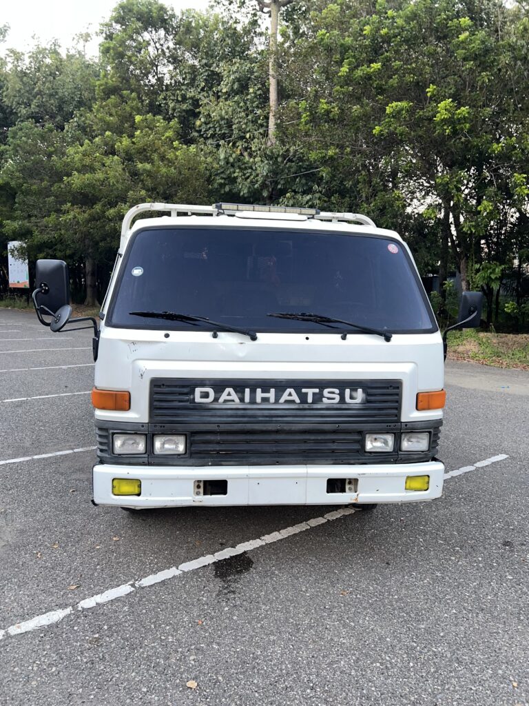 Daihatsu Delta 1999