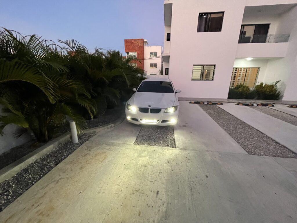 BMW Serie 3 320i 2008