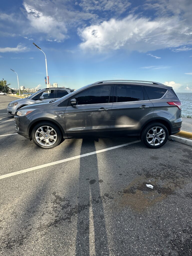 Ford Escape Limited 2014