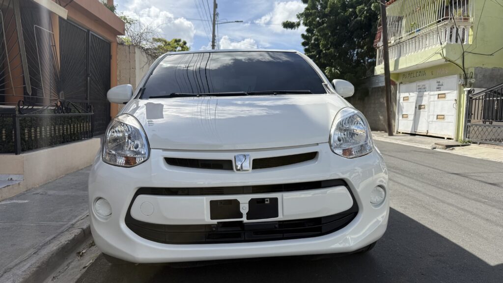 Toyota Passo 2015