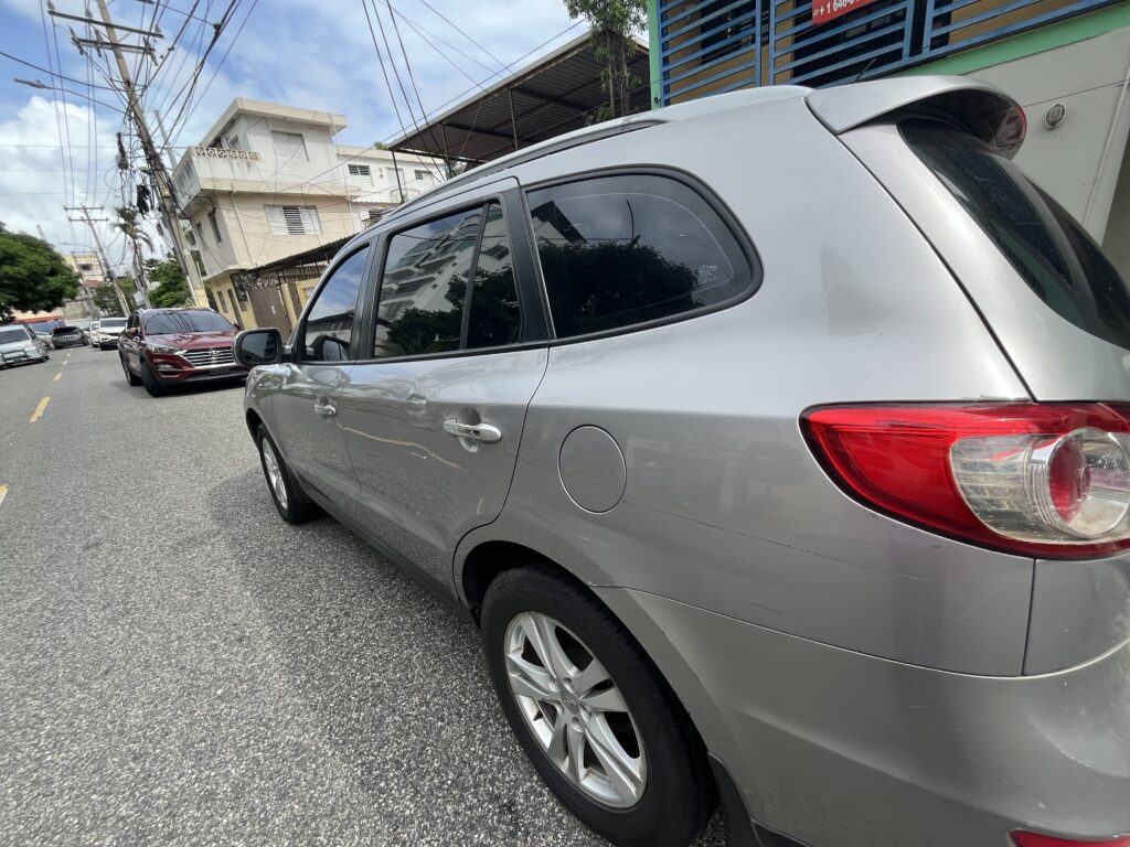 Hyundai Santa Fe 2011