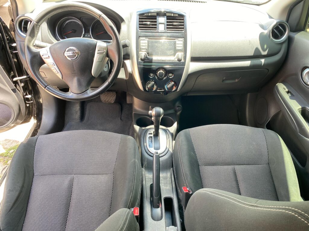 Nissan Versa SV 2017