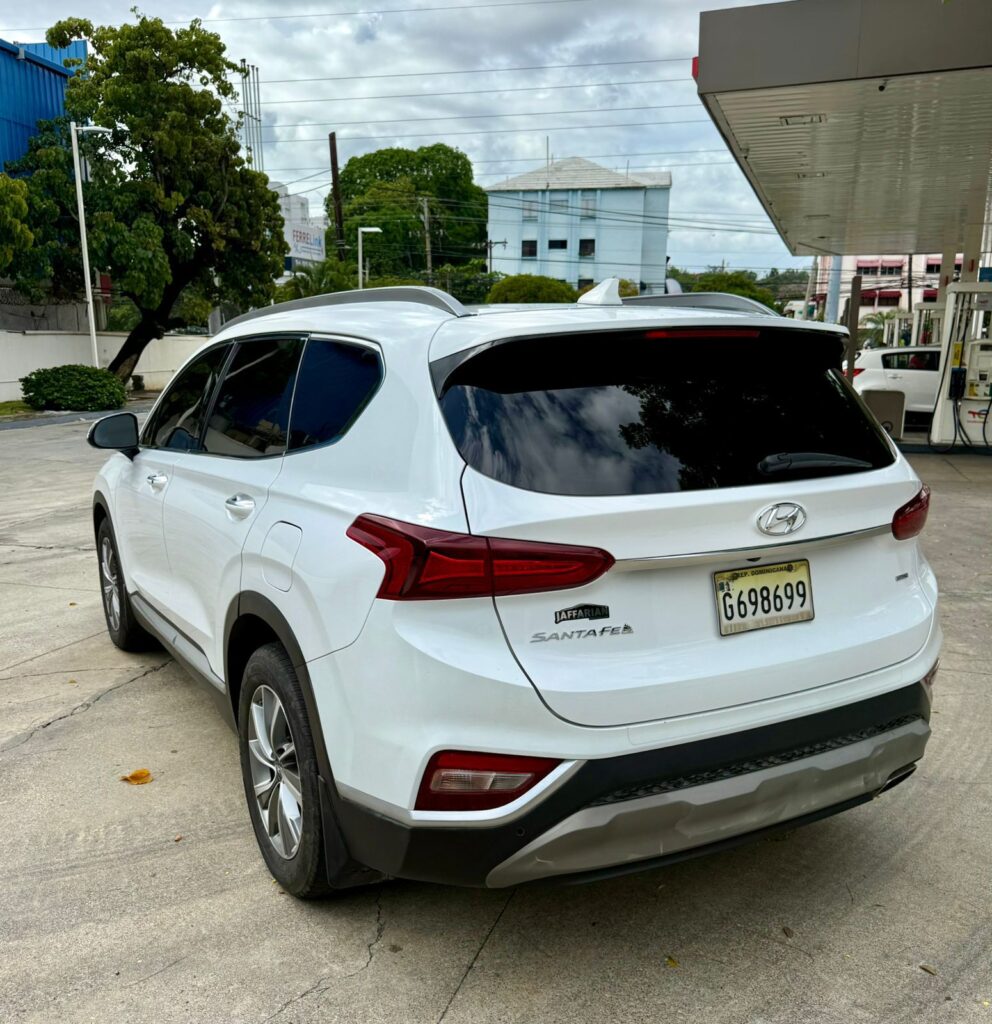 Hyundai Santa Fe Limited 2019