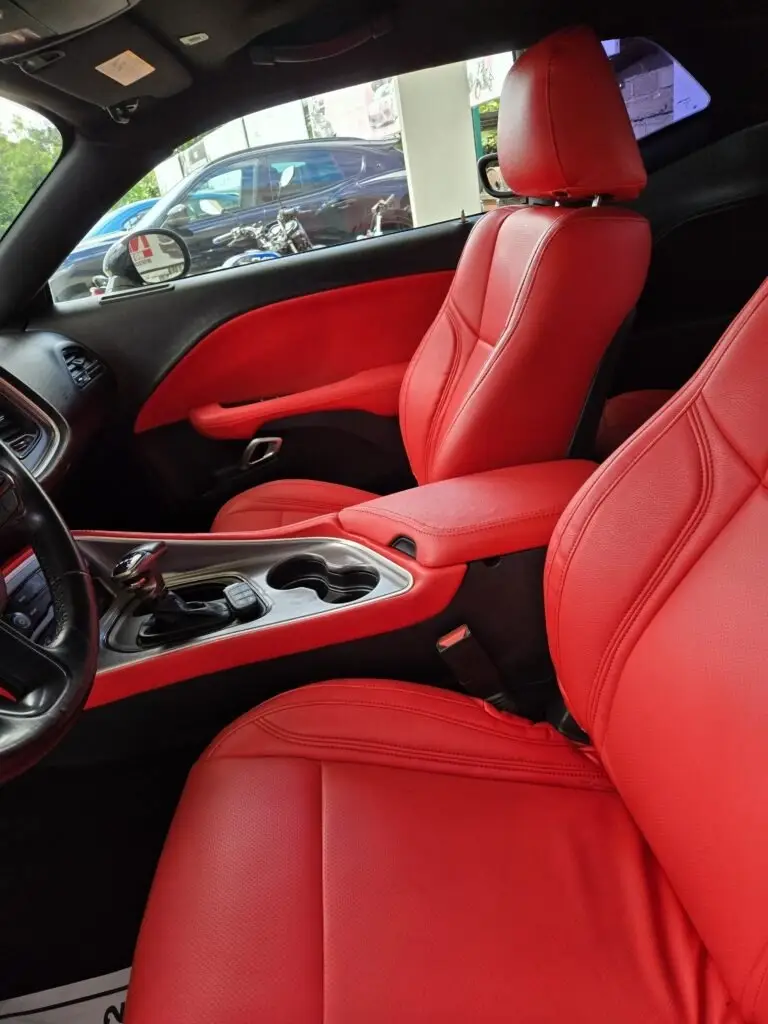 Dodge Challenger SXT 2019