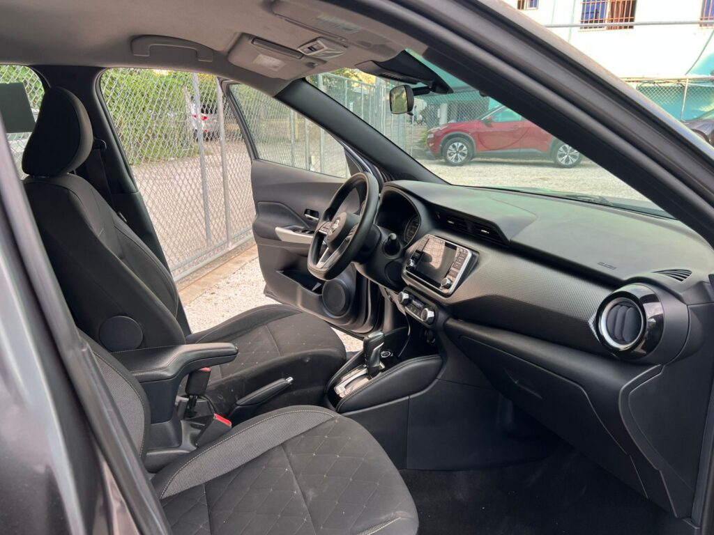 Nissan Kicks SV 2020