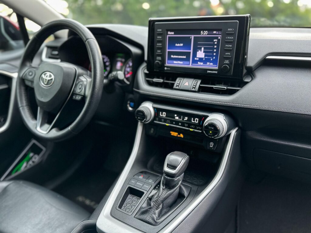 Toyota RAV4 XLE Premium 2020