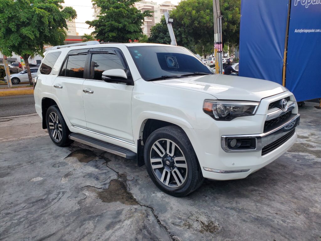 Toyota 4Runner Limited 2017