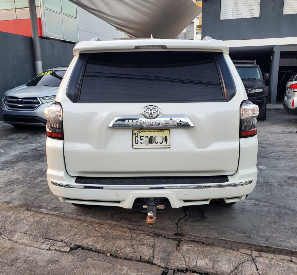 Toyota 4Runner Limited 2017