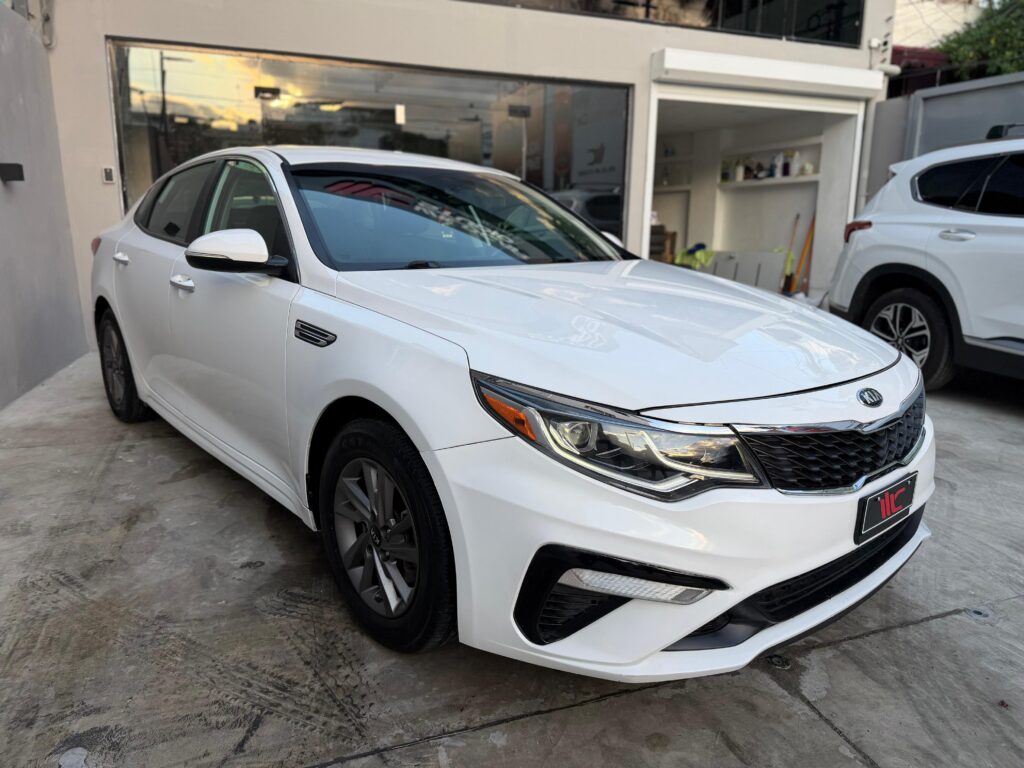 Kia Optima LX 2020