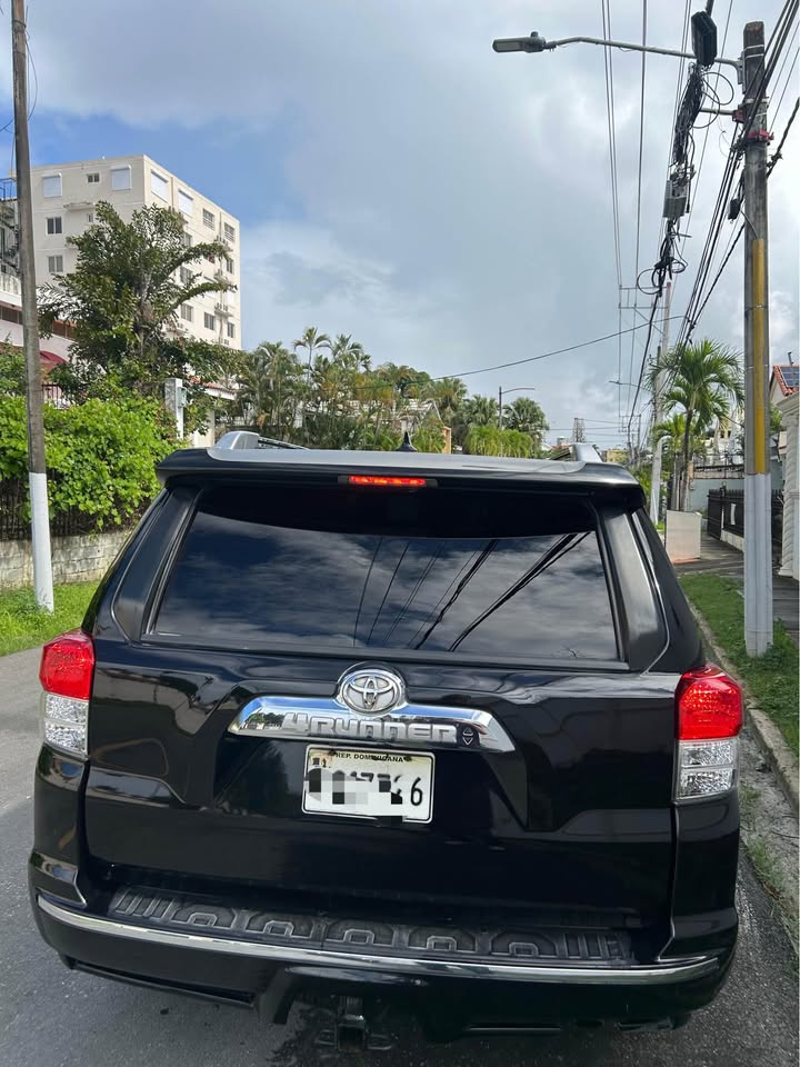 Toyota 4Runner Limited 2012