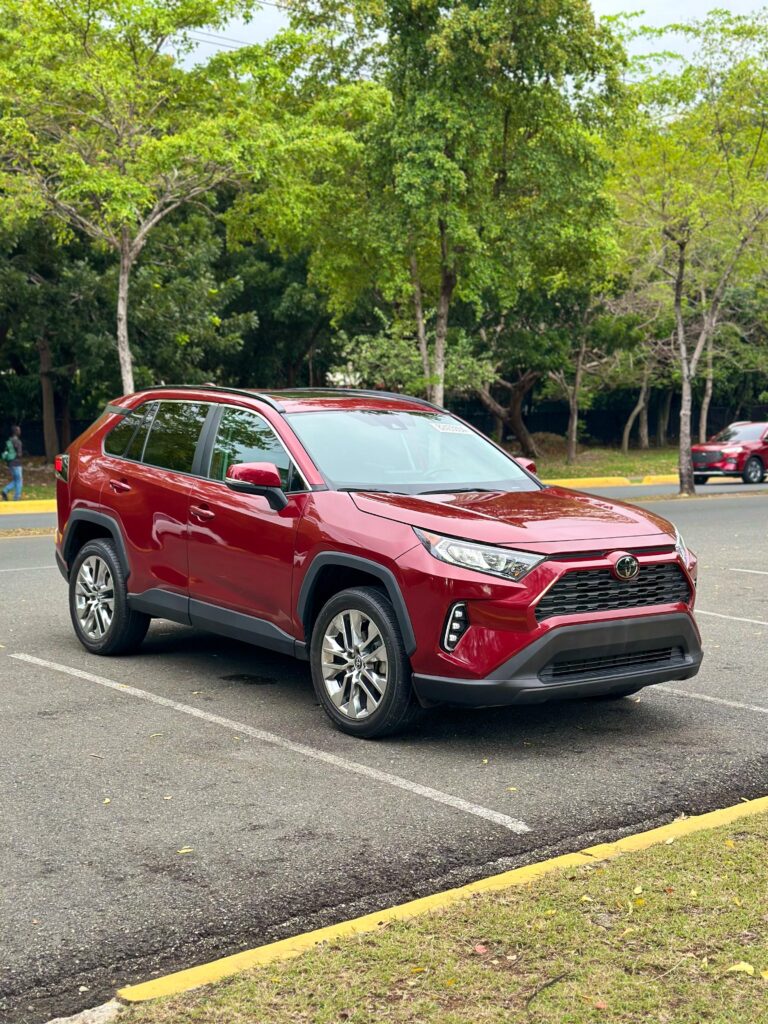 Toyota RAV4 XLE Premium 2020