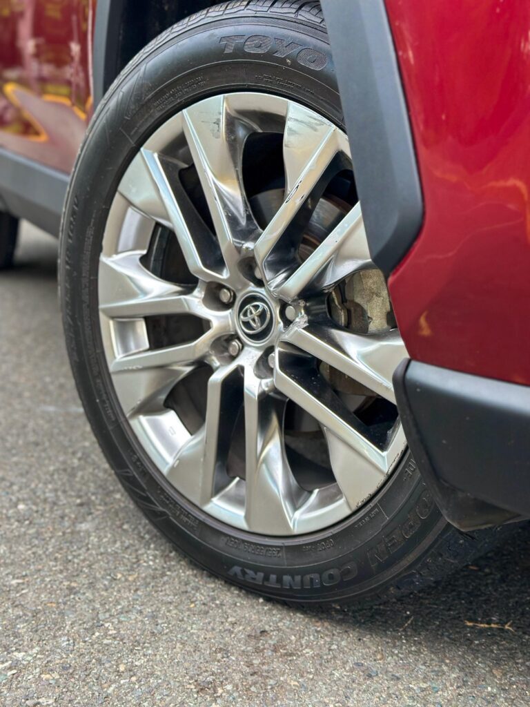 Toyota RAV4 XLE Premium 2020