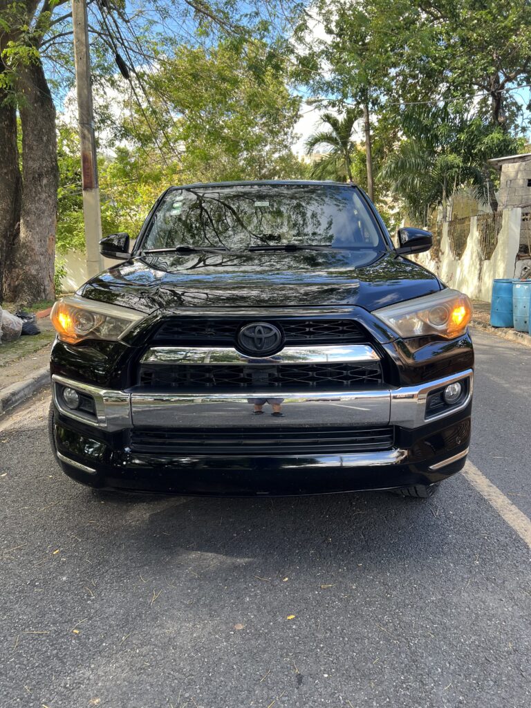 Toyota 4Runner SR5 2015
