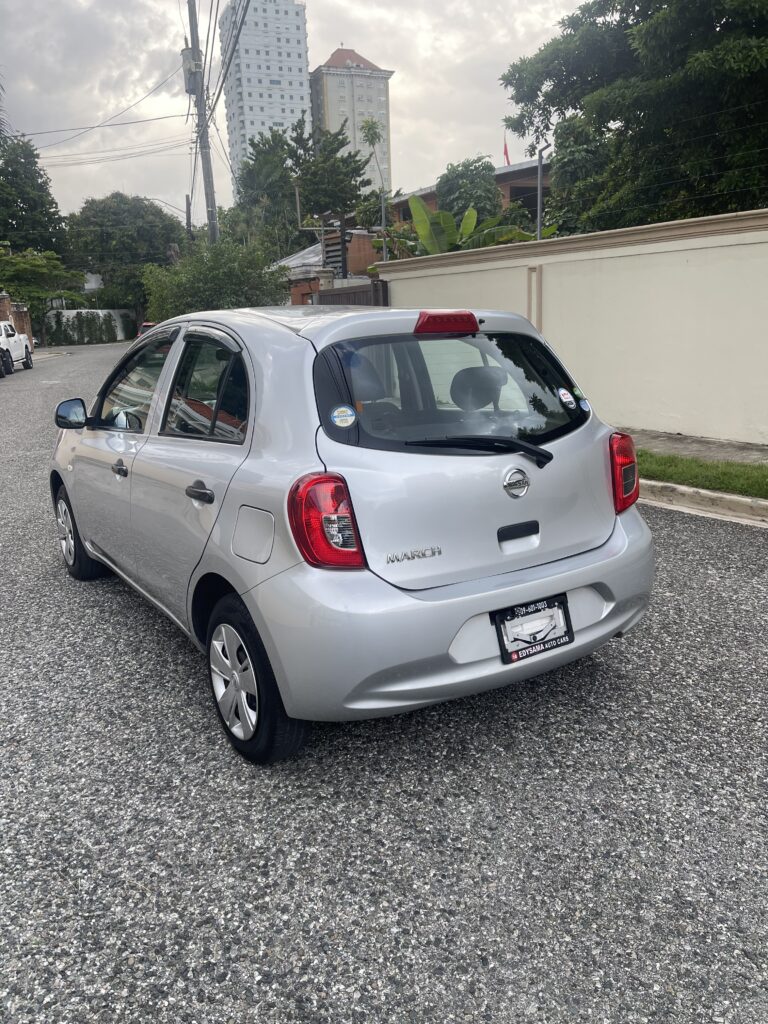 Nissan March 2019