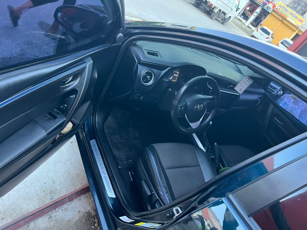 Toyota Corolla SE 2017