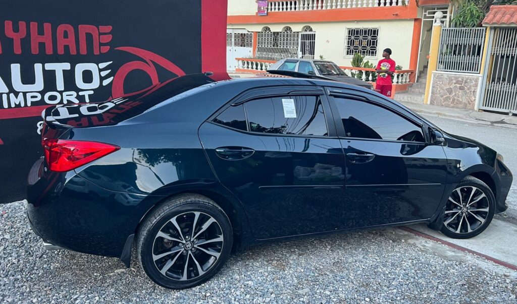 Toyota Corolla SE 2017