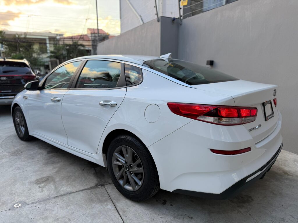 Kia Optima LX 2020