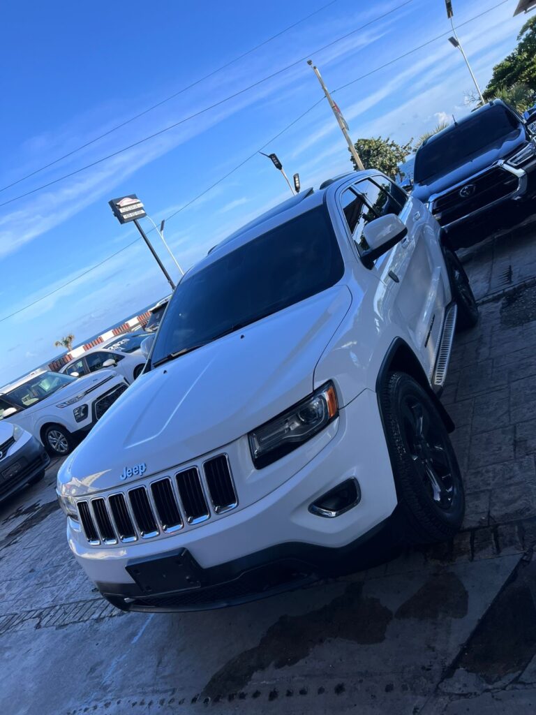 Jeep Grand Cherokee Laredo 2014