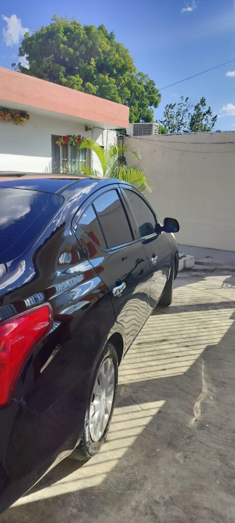 Nissan Versa 2014