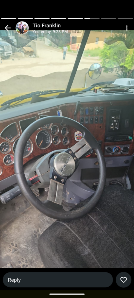 Mack Vision (CXU613) Americana 2012