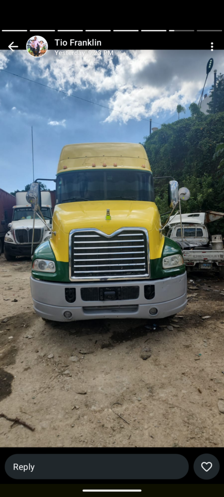 Mack Vision (CXU613) Americana 2012