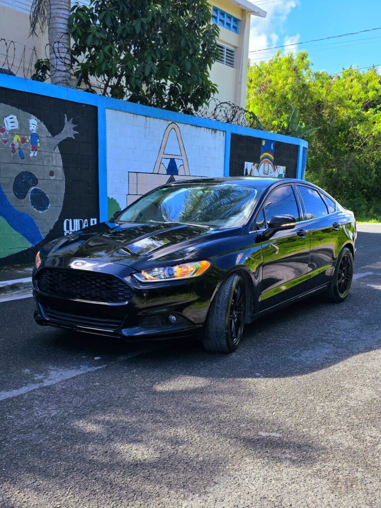 Ford Fusion SE 2016