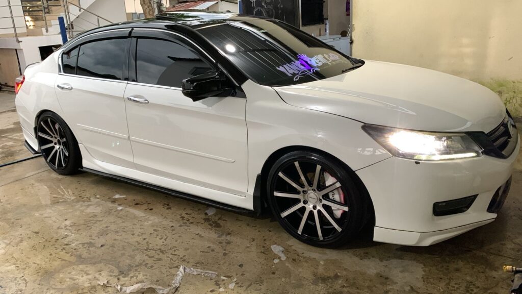 Honda Accord Touring 2013