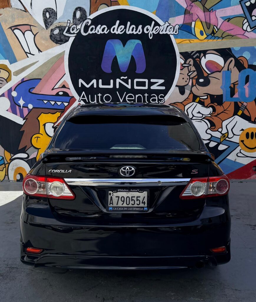 Toyota Corolla SE 2013