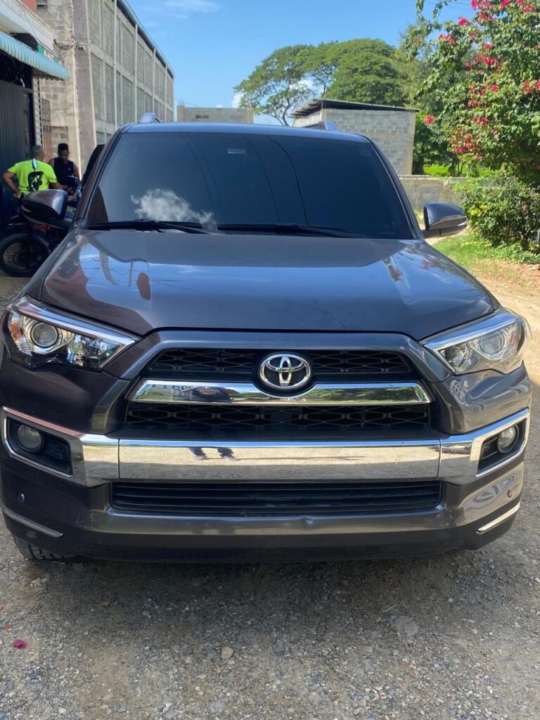 Toyota 4Runner Limited 2019