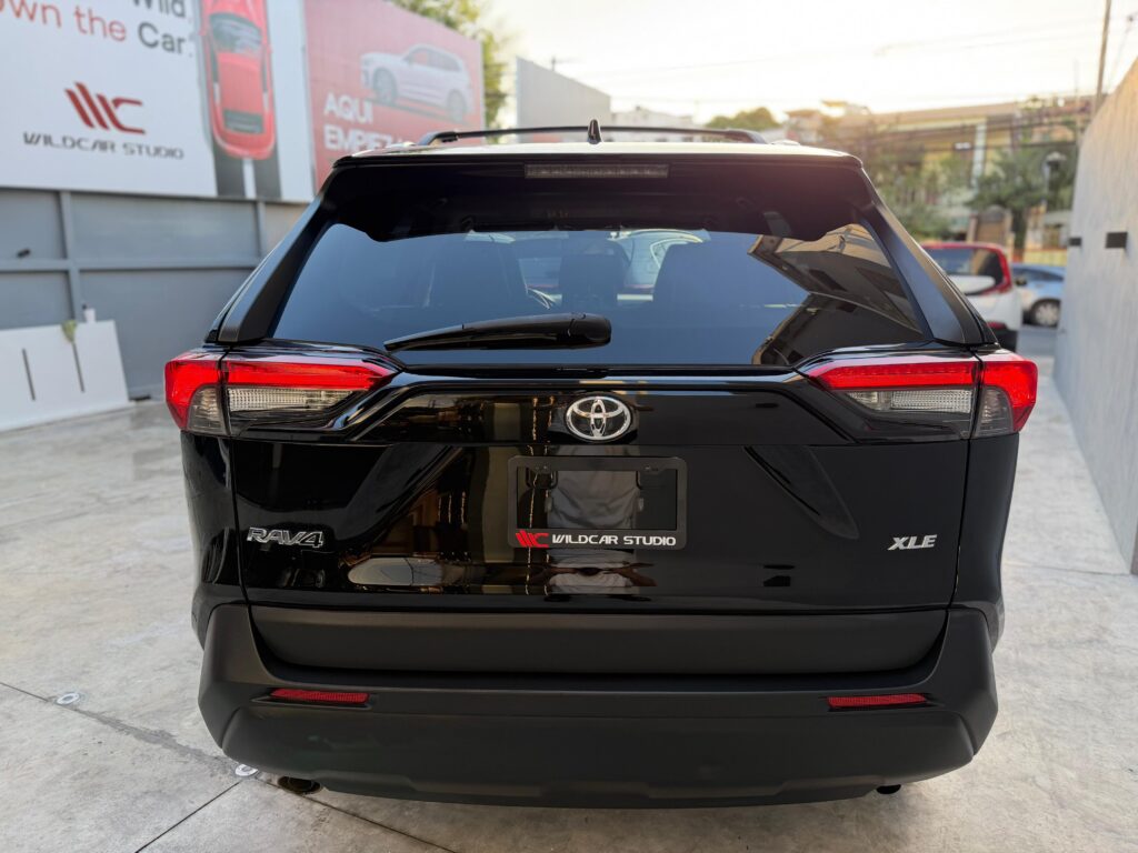 Toyota RAV4 XLE Premium 2022