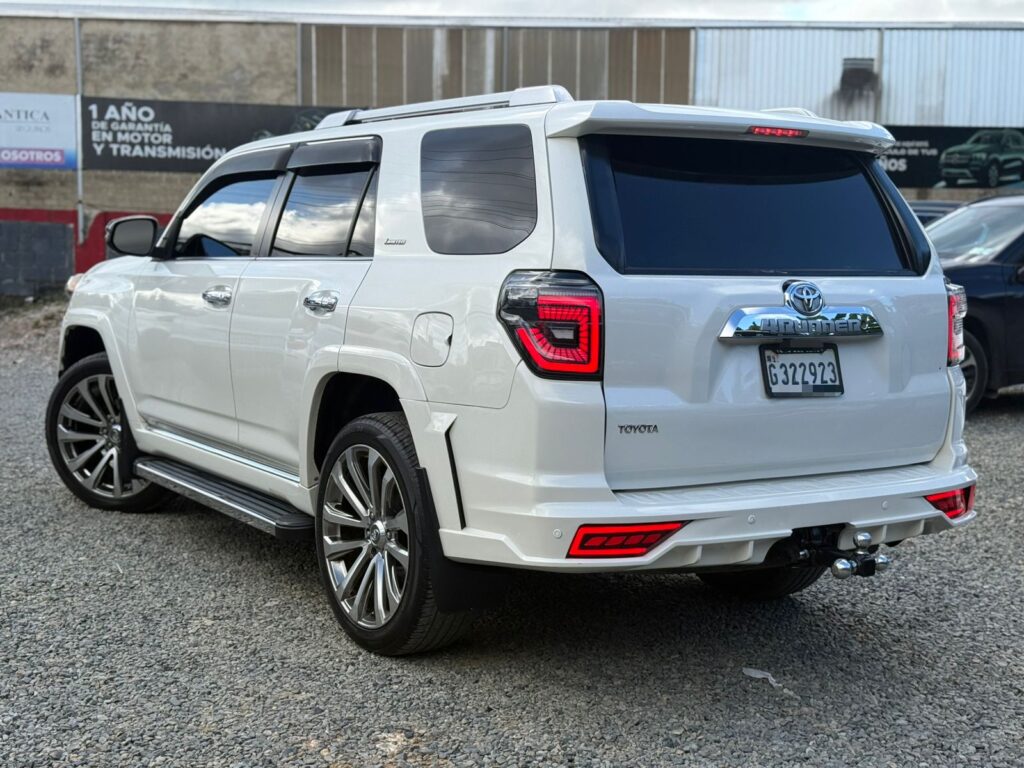 Toyota 4Runner Limited 2015