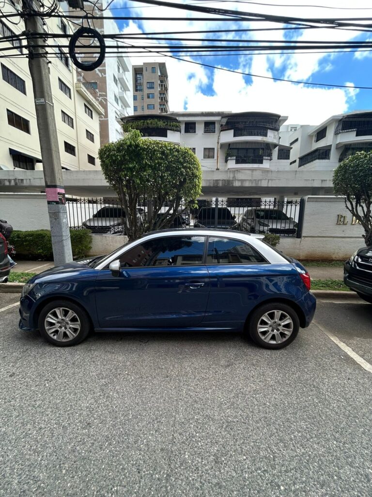 Audi A1 2011