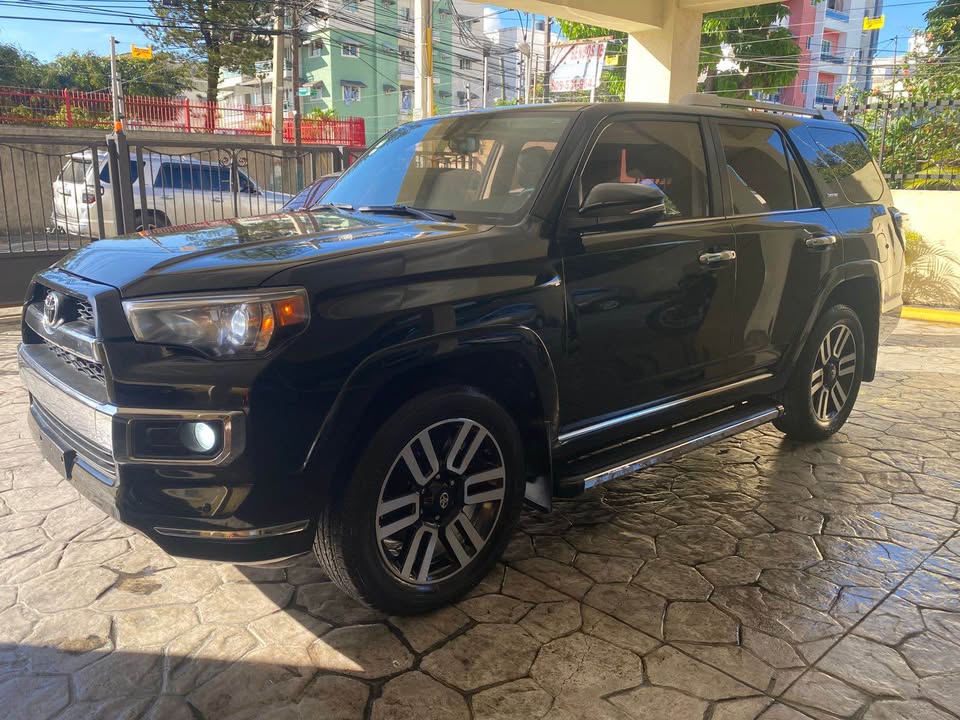 Toyota 4Runner Limited 2018