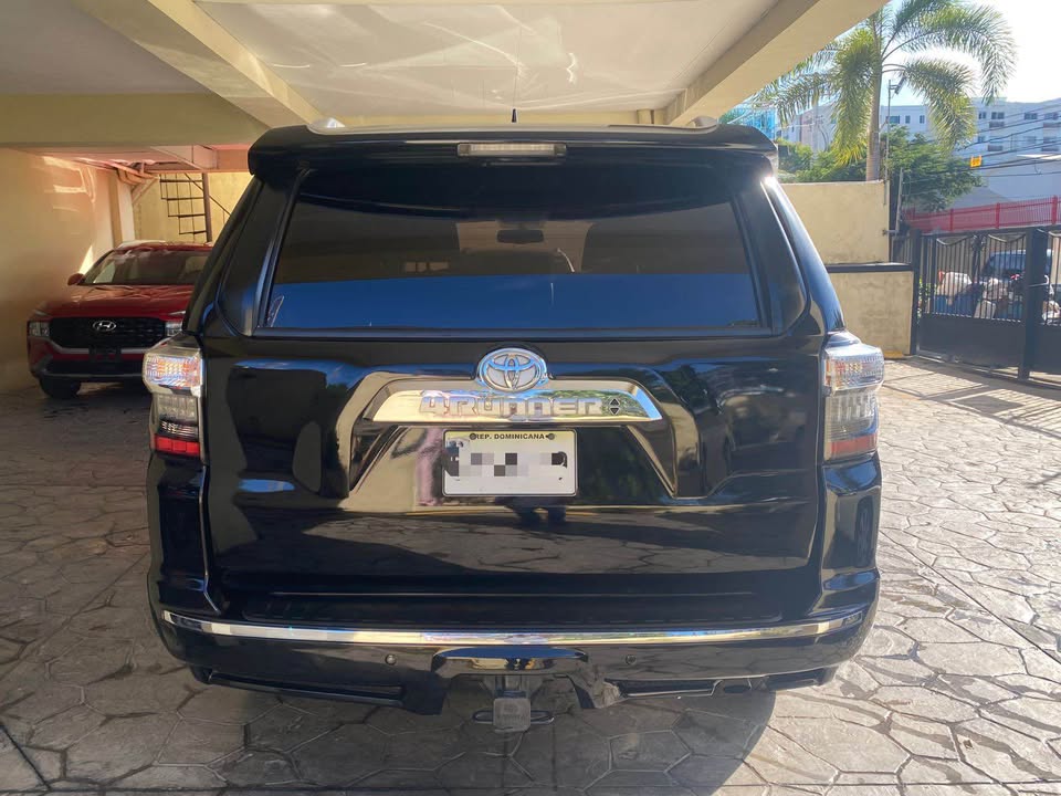 Toyota 4Runner Limited 2018