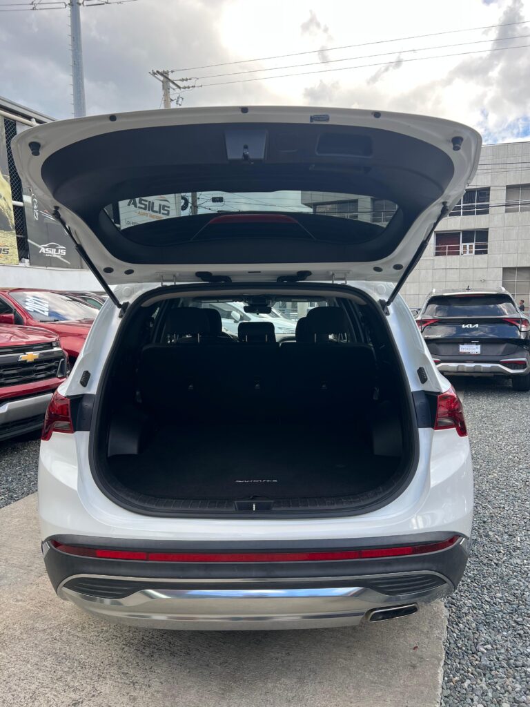 Hyundai Santa Fe SEL 2021