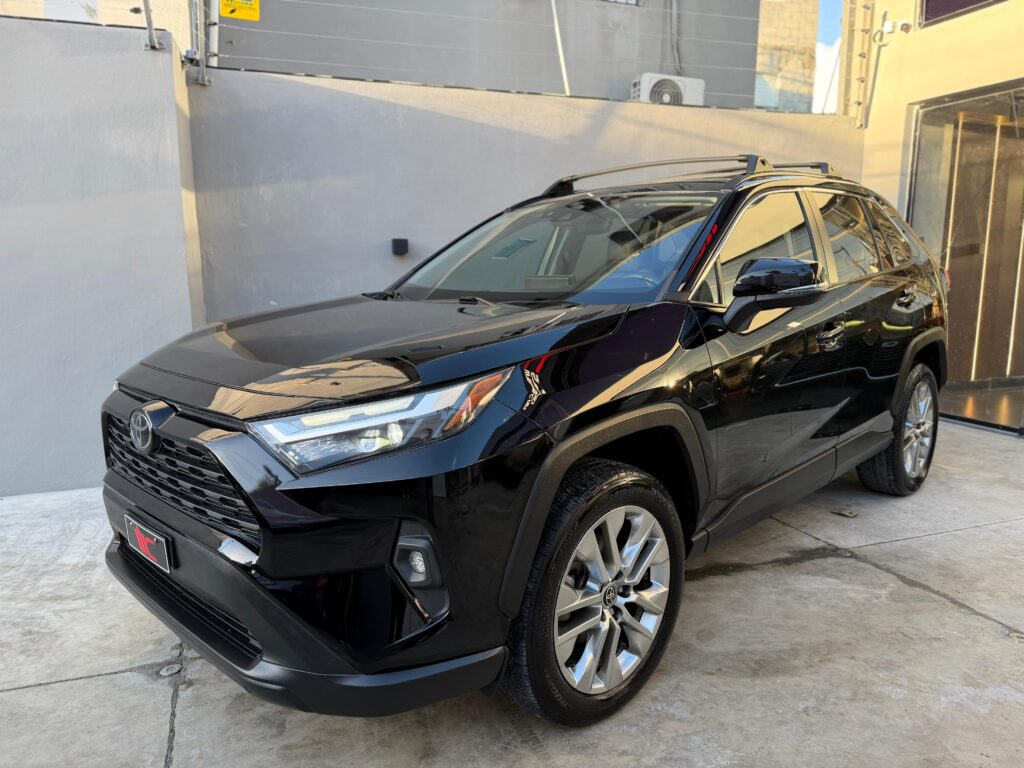 Toyota RAV4 XLE Premium 2022