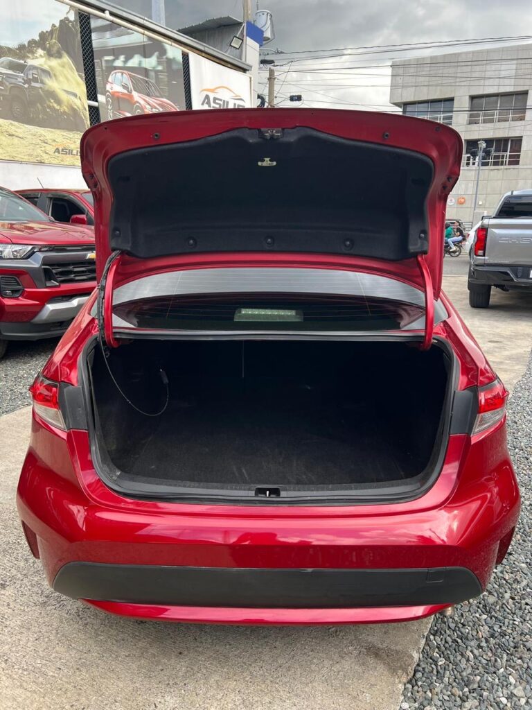 Toyota Corolla LE 2020