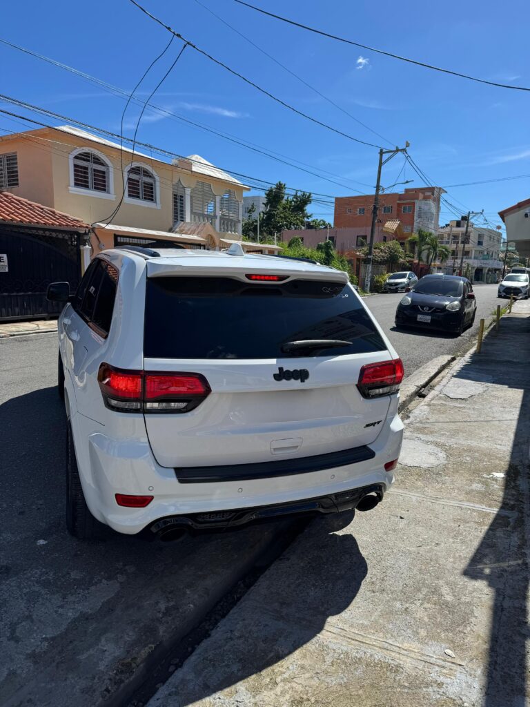 Jeep Grand Cherokee SRT 2020