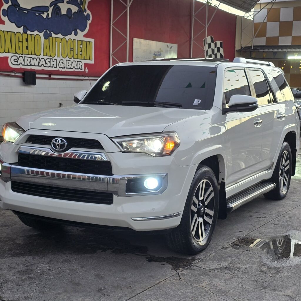Toyota 4Runner Limited 2015